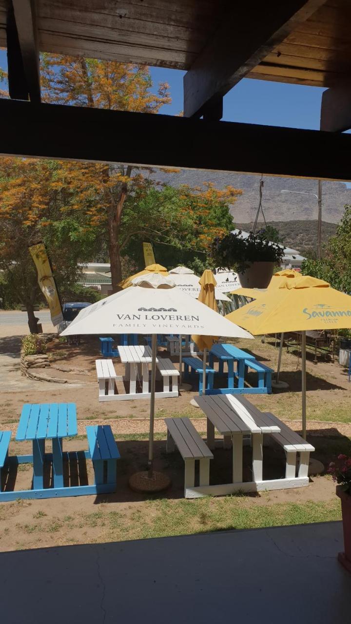 Barrydale Accommodation, Backpackers ภายนอก รูปภาพ