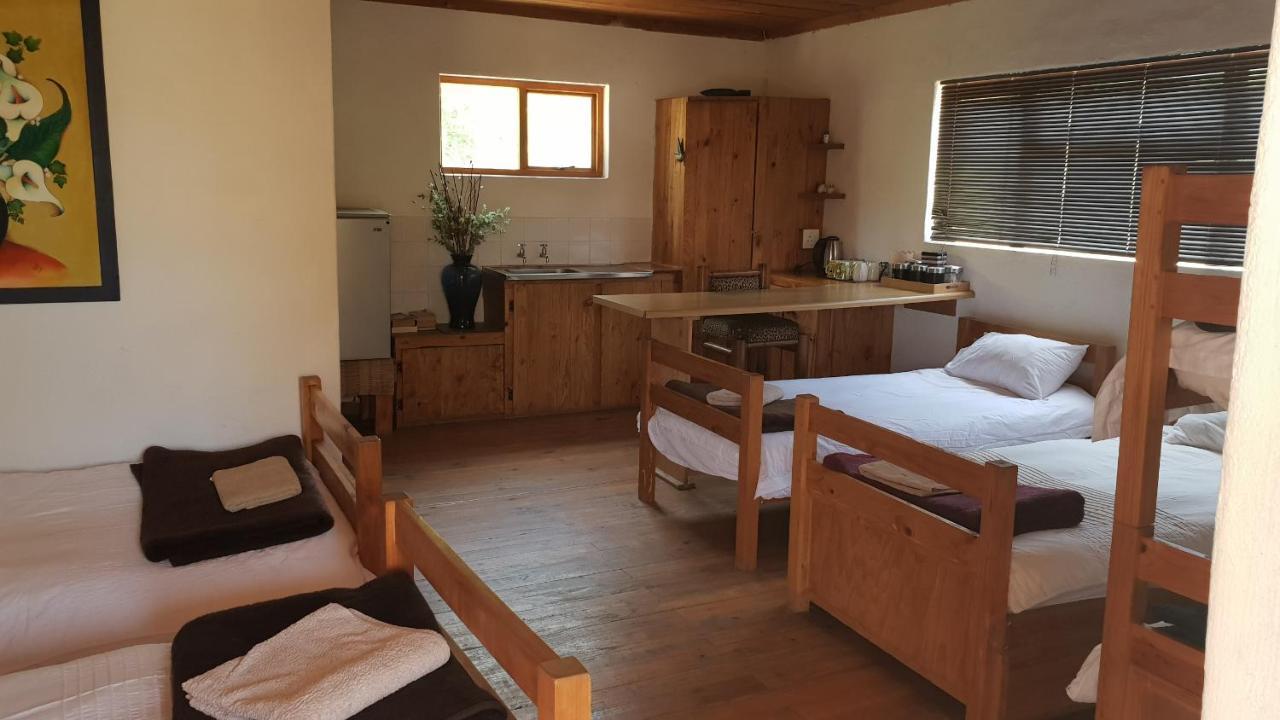 Barrydale Accommodation, Backpackers ภายนอก รูปภาพ