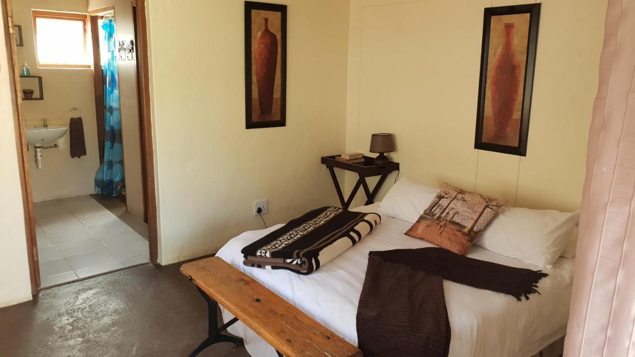 Barrydale Accommodation, Backpackers ภายนอก รูปภาพ